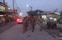 सुरक्षा को ध्यान में रखते हुए एसडीएम और क्षेत्राधिकारी पुलिस बल के साथ कर रहे हैं गस्त