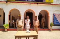 थाना बाजार शुक्ल पुलिस द्वारा 625 ग्राम गांजा के साथ 01 अभियुक्त गिरफ्तार