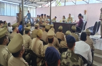 डीएम ने जोनल/स्टेटिक मजिस्ट्रेट तथा प्रशासनिक/पुलिस अधिकारियों को ब्रीफ किया