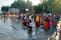 लाखों श्रद्धालुओं ने ब्रम्हमुहूर्त में पतित पावनी लगाई डुबकी