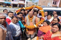 भाजपा प्रत्याशी सांसद लल्लू सिंह का बारुन बाजार में स्वागत